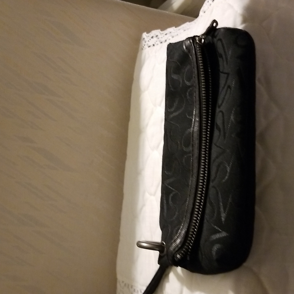 Wristbag
